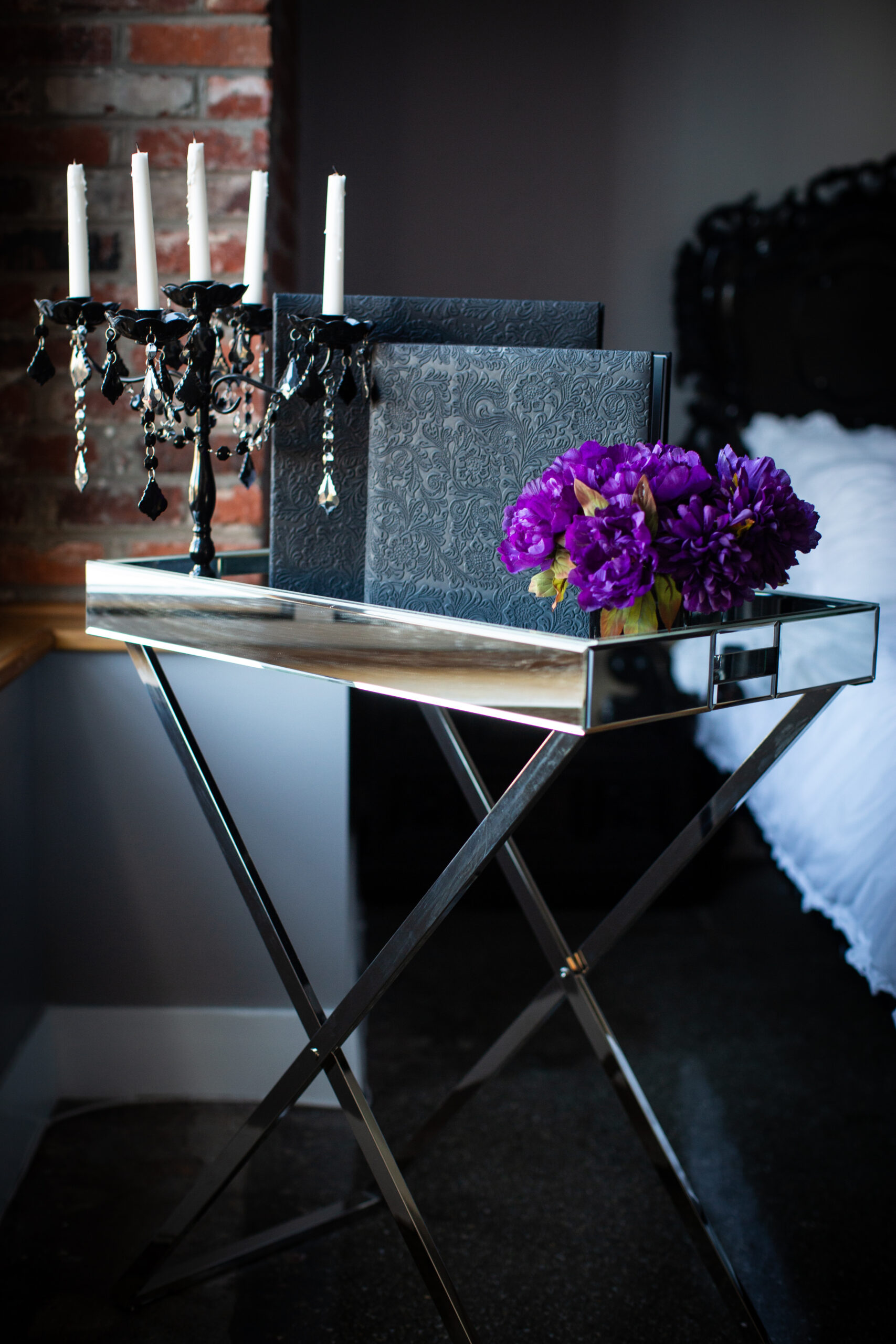 Luxury bridal boudoir album displayed on a table, handmade in Portugal by Floricolor.